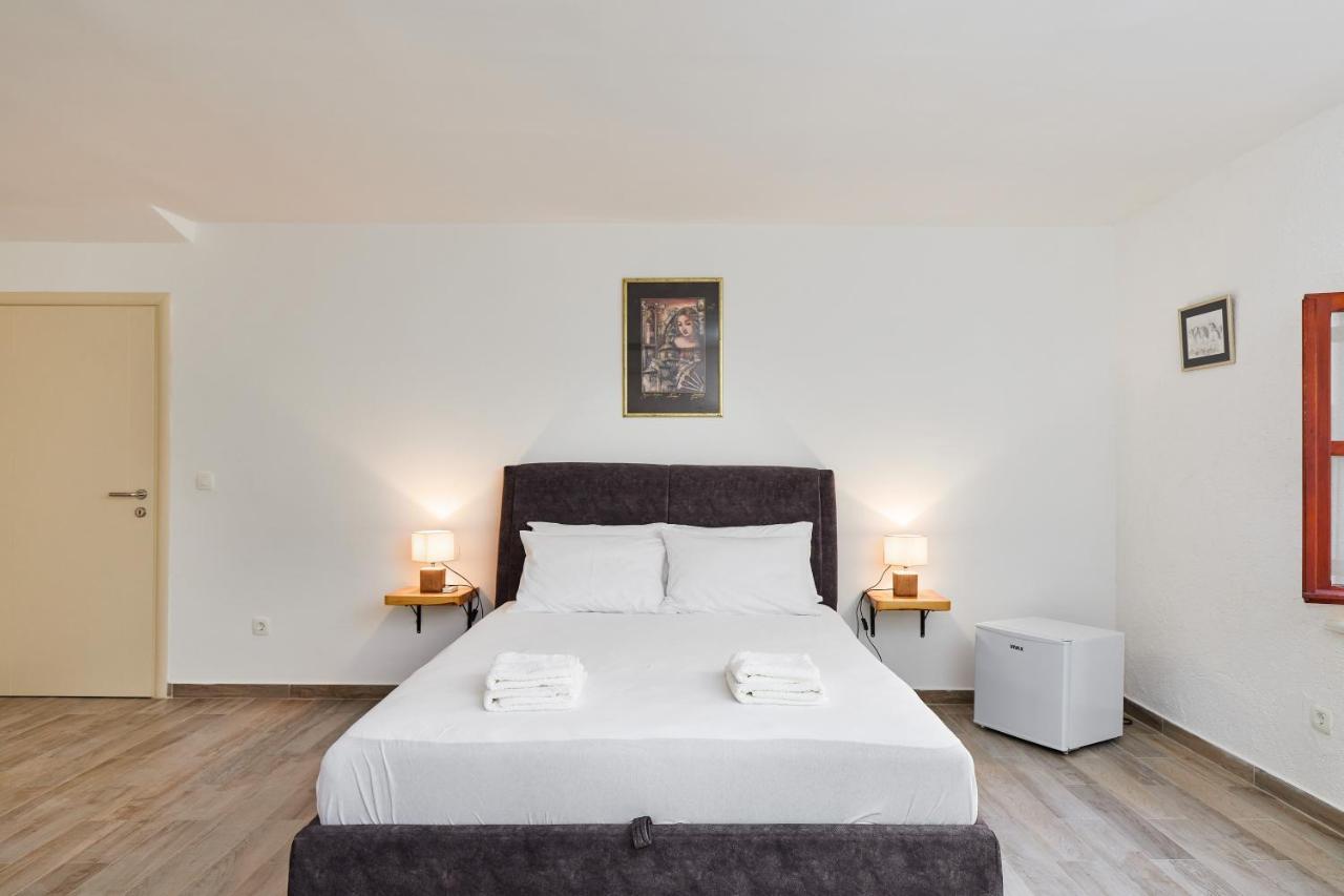 Stone House 264