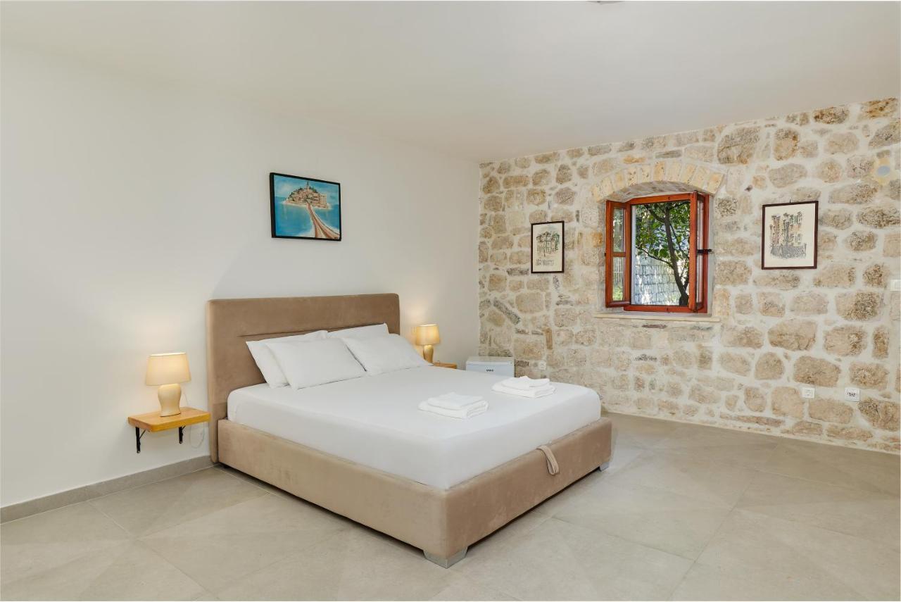 וילה Stone House 264 *