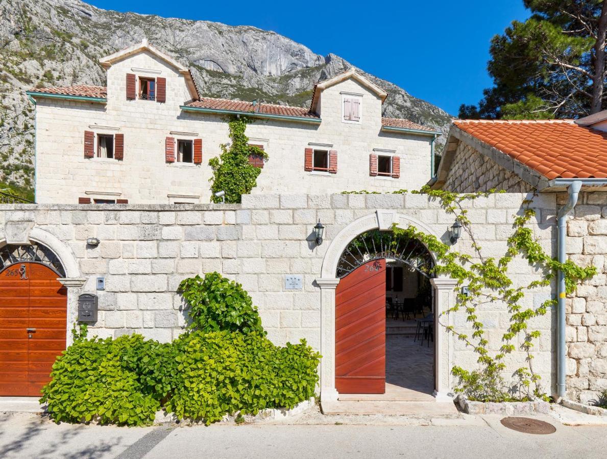 Stone House 264 וילה קוטור