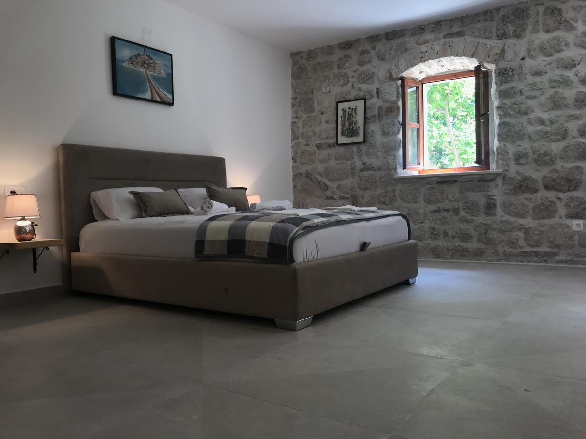 Stone House 264 * קוטור