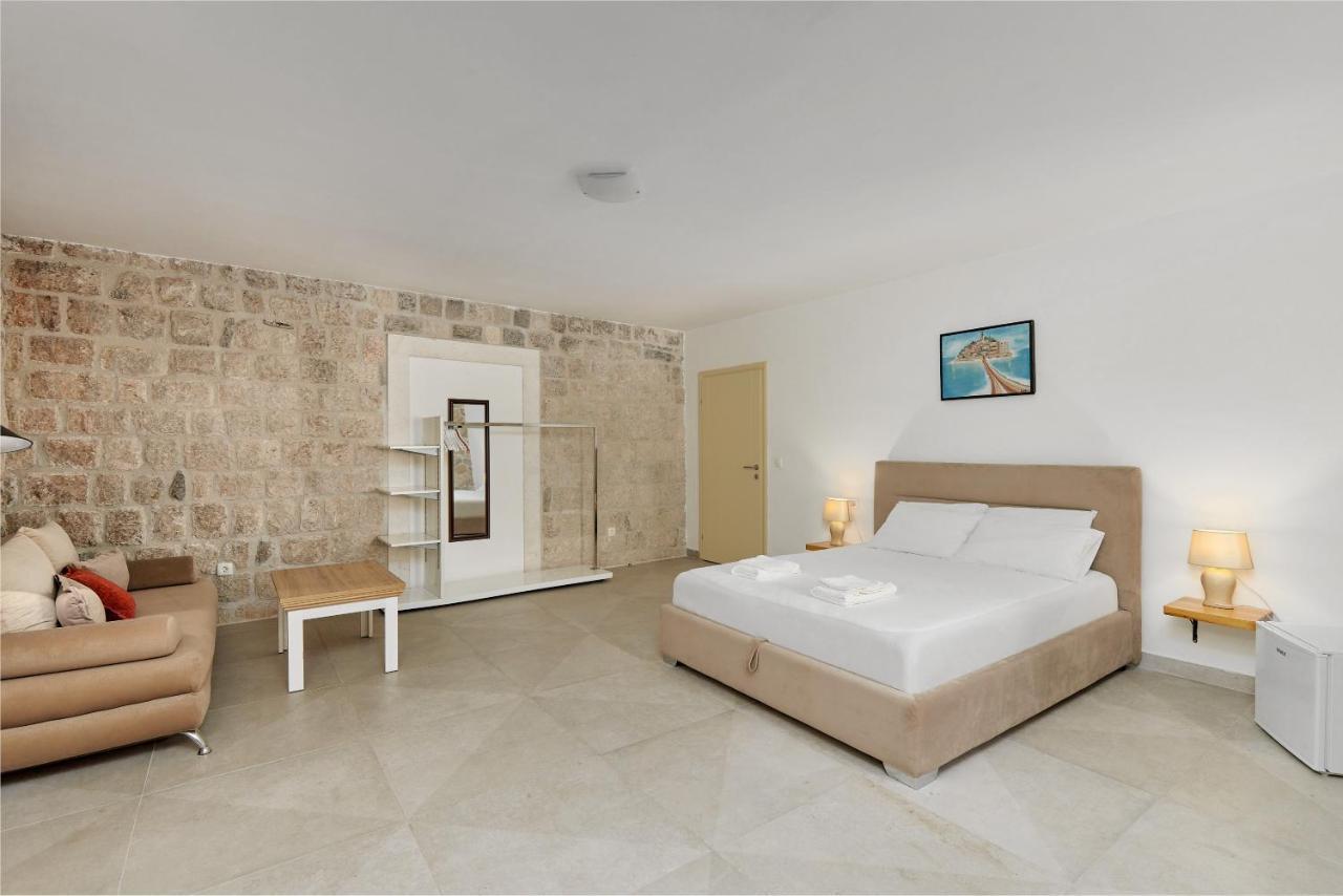 Villa Stone House 264 Cattaro